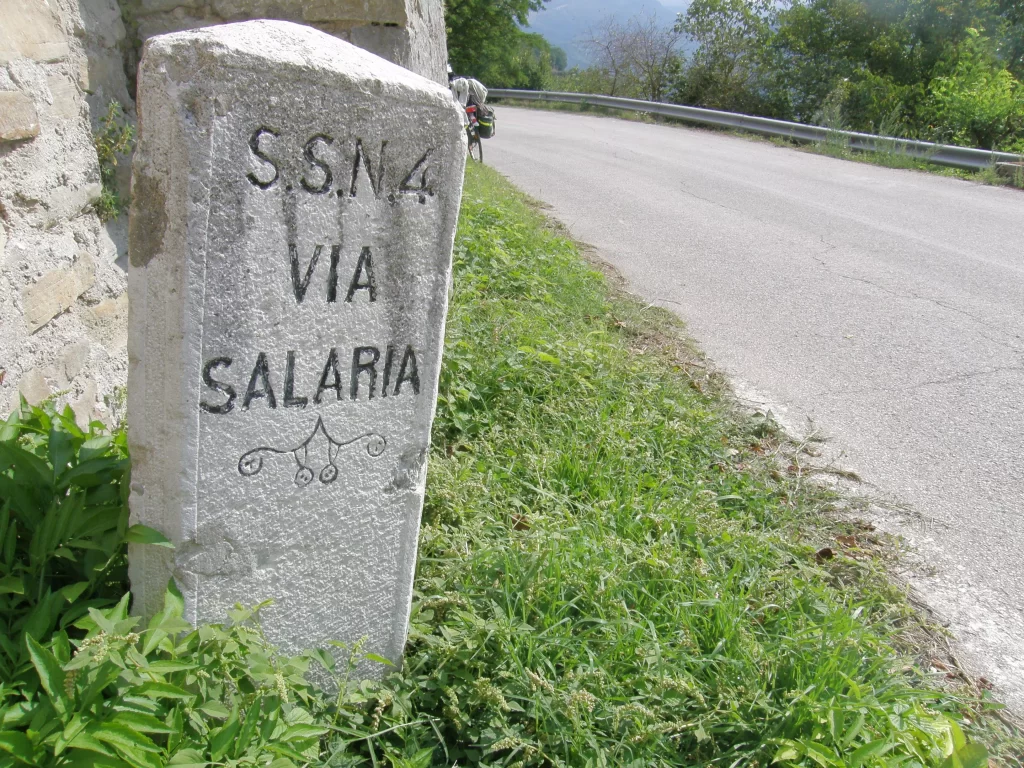 Salaria